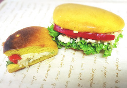 スタッフおすすめパンブログ第127弾 本店おもいやりデー限定「山本サンド」